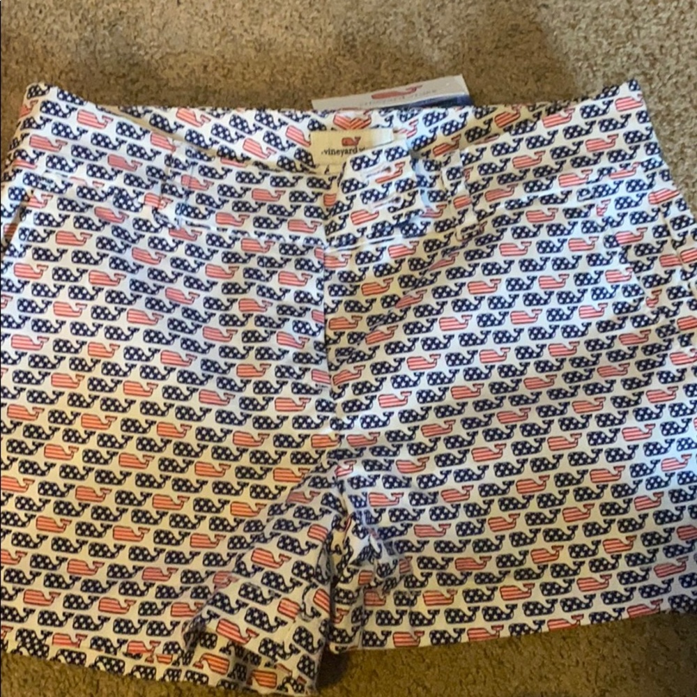Vineyard vines stripe and stars shorts